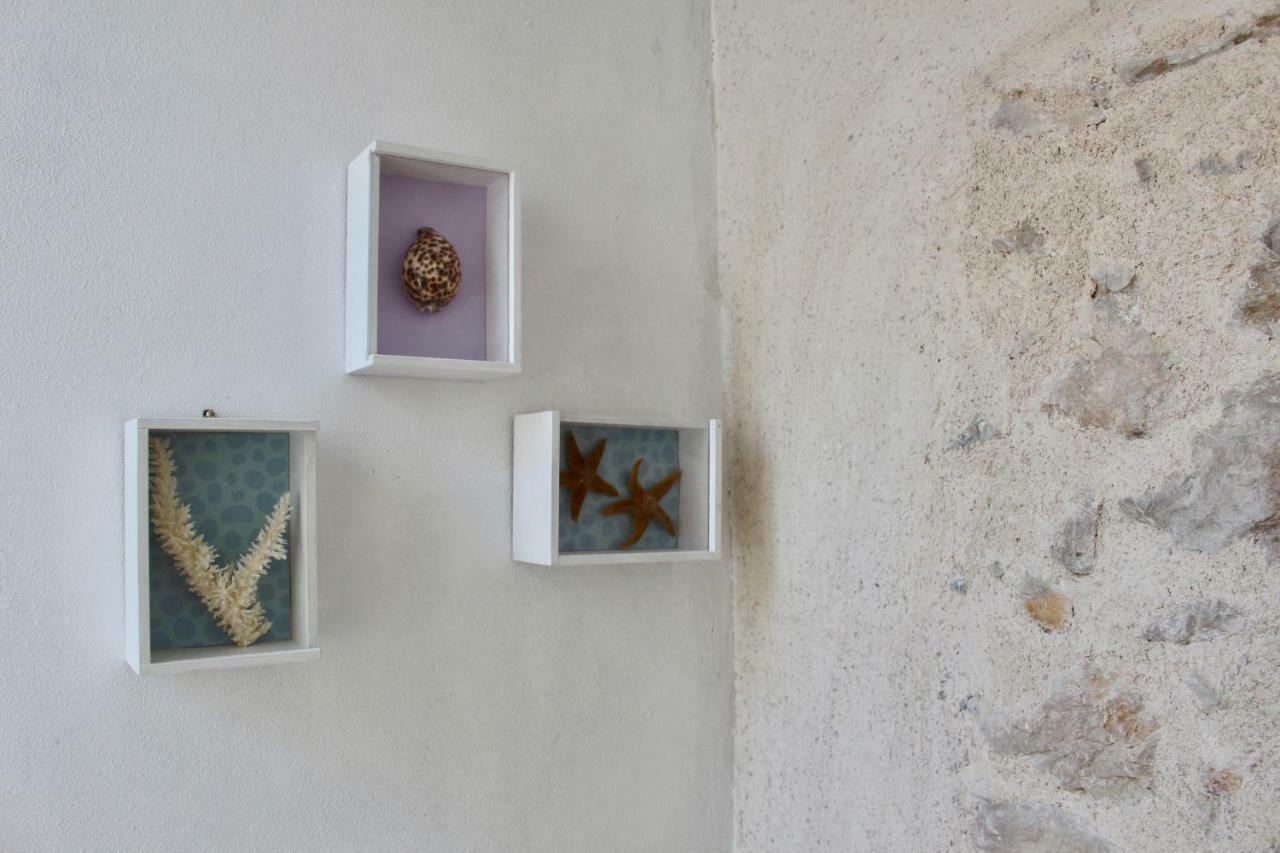 Lavanda Tribalj Buitenkant foto